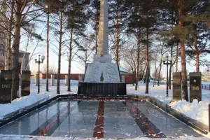 Обелиск погибших воинов в Великой Отечественной войне, фотография 2