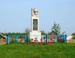 Памятник погибшим воинам