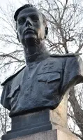 Памятник-бюст Дважды герою Советского Союза Н.Г. Столярову, фотография 4