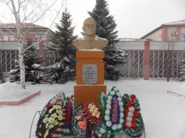 Могила лейтенанта Александрова Юрия Ивановича, памятник Александрову Юрию Ивановичу, фотография 2