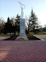 Мемориал погибшим воинам, фотография 2