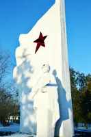 Памятник воинам-землякам, погибшим в годы гражданской и Великой Отечественной войны