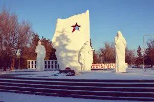 Памятник воинам-землякам, погибшим в годы гражданской и Великой Отечественной войны, фотография 2