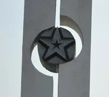 Памятник «Памяти железнодорожников, погибших во Второй мировой войне», фотография 2