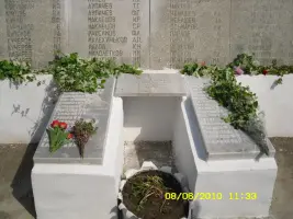 Памятник павшим воинам
