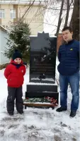 Памятники героям Великой Отечественной войны города Альметьевска Республики Татарстан. Стела во дворе школы №1, фотография 2