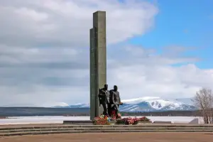 Памятник Защитникам Заполярья