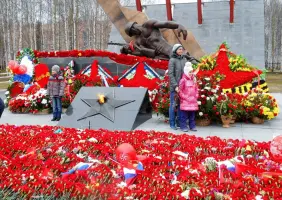 Мемориал воинам-землякам, погибшим в годы ВОВ