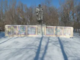 Памятник погибшим воинам-односельчанам