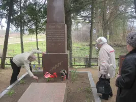 Братская могила в д. Атепцево