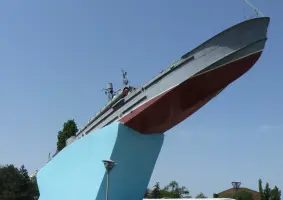 Памятник морякам Азовской военной флотилии