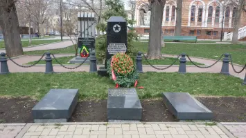 Братское захоронение