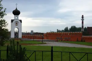 Мемориальное кладбище советских солдат