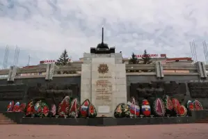 Памятник-монумент танк "Т-34"