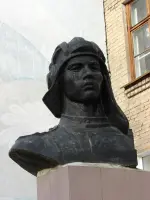 Бюст Героя Советского Союза Ивана Григорьевича Лядова