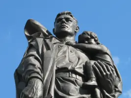 Воин-освободитель в Трептов-парке, Берлин, фотография 4