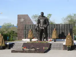 Монумент воинам на братской могиле