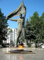 Монумент боевой и трудовой славы, посвященной подвигу трудящихся Удмуртии в годы Великой Отечественной войны 1941-1945г.г, фотография 2