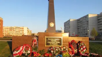 Обелиск павшим в Великой Отечественной войне жителям села Боровецкое