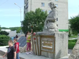 Памятник Марии Цукановой