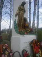 Памятник воинам погибшим во время военных действий в 1941 -1945 гг в районе Рауту (Сосново), фотография 2