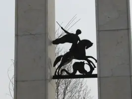 Памятник-монумент «Защитникам Отечества»