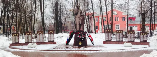 Монумент скорбящей матери в Саввино, фотография 2