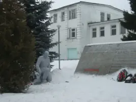Памятник войнам-защитникам, работникам завода, павшим в Великой Отечественной войне, фотография 3