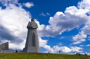 Защитникам Заполярья. Мурманский «Алёша»