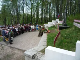Обелиск яснополянцам, погибшим в годы Великой Отечественной войны, фотография 2