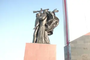 Мемориальный комплекс "Слава героям фронта и тыла", фотография 5