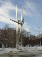 Памятник-стела Ольге Санфировой, фотография 3
