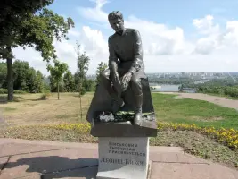 Памятник военным лётчикам в Киеве