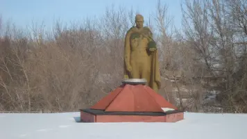 Памятник-мемориал землякам, погибшим в годы Великой Отечественной войны, фотография 2