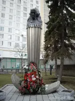 Памятник Николаю Гастелло