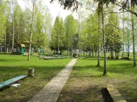 Стела к 35-летию Победы над фашистской Германией, фотография 3