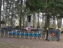 Братская могила на Петровке