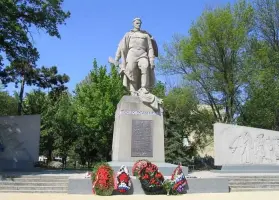 Памятник воинам-освободителям