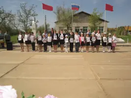 Памятник Герою Советского Союза младшему лейтенанту-пограничнику Петру Кузьмичу Гужвину в селе Покровка Ахтубинского района, фотография 5