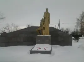 Памятник "Скорбящая мать"