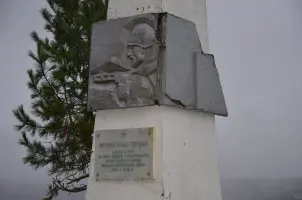 Мемориал "Вечная слава Героям" в селе Молодой Туд, фотография 2