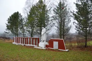 Мемориал "Вечная слава Героям" в селе Молодой Туд, фотография 5
