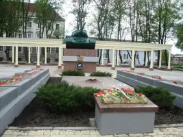 Мемориальный комплекс на братской могиле советских воинов, фотография 2