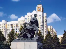 Площадь Партизан