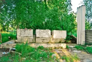 Памятник Мужеству рыбаков Сургута в 1941-1945 годы, фотография 2