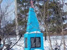 Памятник погибшим односельчанам в селе Белгаза Аткарского района Саратовской области