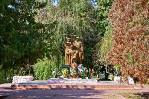 Памятный мемориал воинам, погибшим в Великой Отечественной Войне