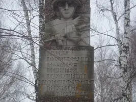Обелиск в честь воинов-земляков, павших в ВОВ, фотография 2