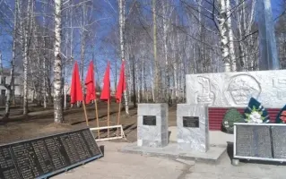 Памятник участникам Великой Отечественной Войны поселка Сосьва, фотография 3