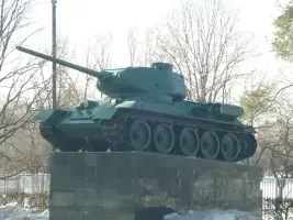 Боевая техника на площади Мужества в Измайловском ПКиО, фотография 2